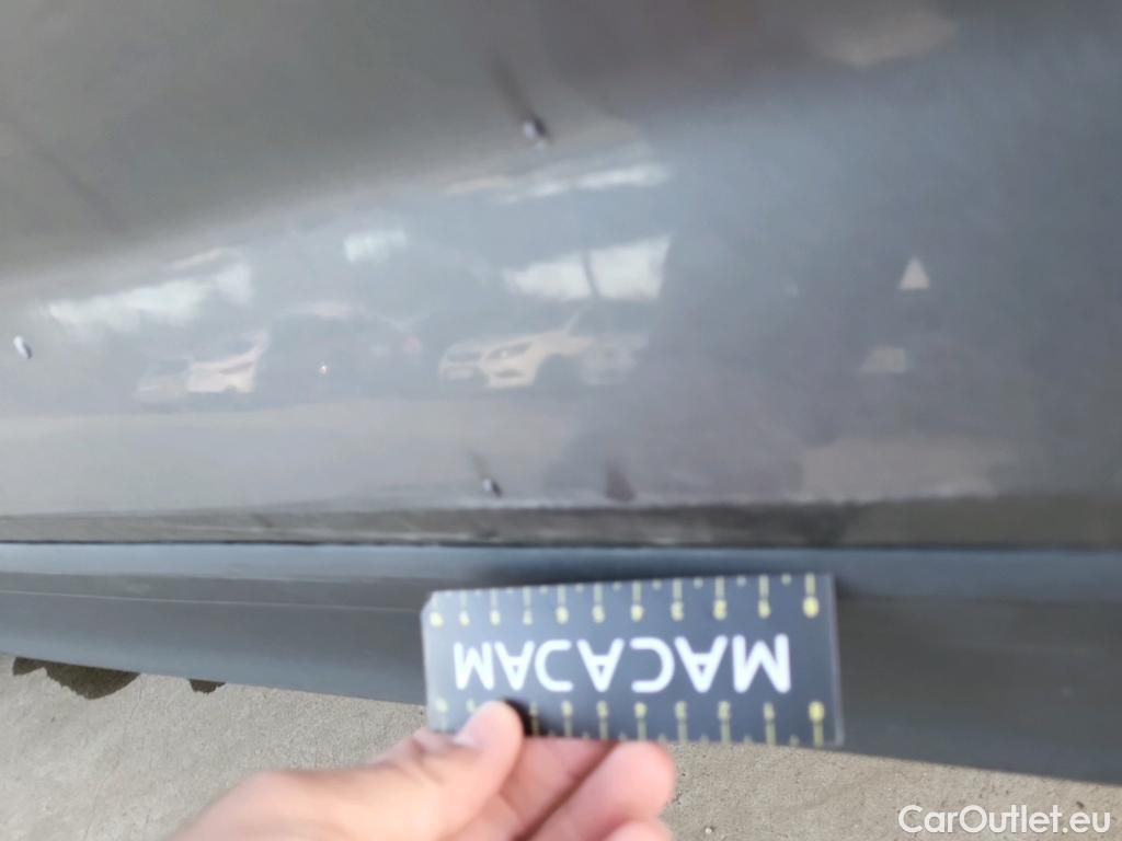  Volkswagen  T-ROC VOLKSWAGEN  / 2017 / 5P / todoterreno Advance 2.0 TDI 110kW (150CV) DSG (AC2) #6