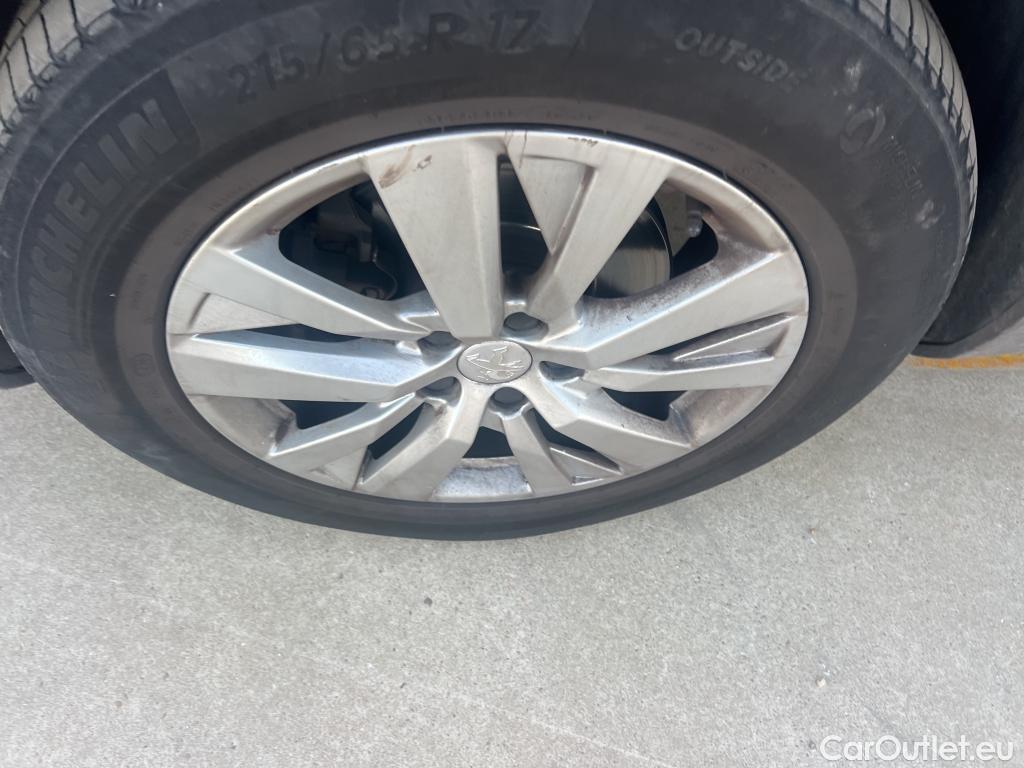  Peugeot  3008 PEUGEOT  / 2020 / 5P / todoterreno 1.5 BlueHDi 96kW (130CV) S&S Active Pack (AC3) #16