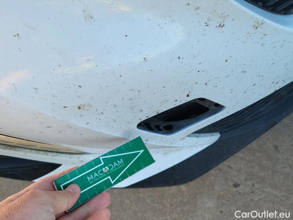  Peugeot  2008 PEUGEOT  / 2019 / 5P / todoterreno Active Puretech 100 S&S BVM6 #19