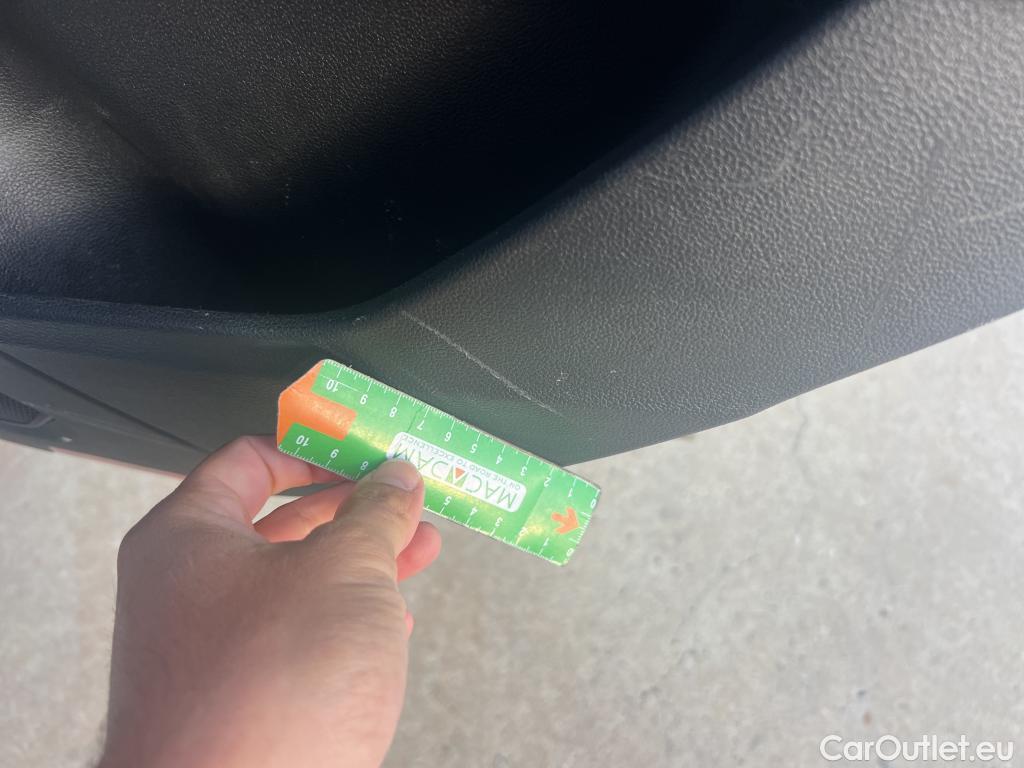  Volkswagen  T-ROC VOLKSWAGEN  / 2017 / 5P / todoterreno Advance 1.6 TDI 85kW (115CV) #10