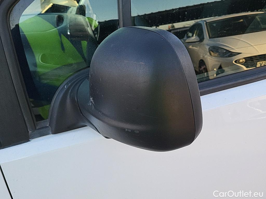  Opel  Combo OPEL  / 2018 / 3P / furgón derivado de turismo 1.6 TD S/S 74kW (100CV) Express L H1 650 #64