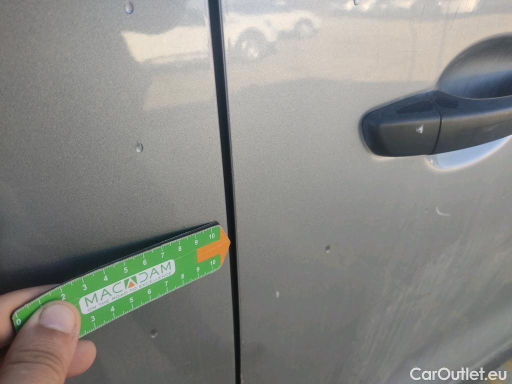  Peugeot  Expert PEUGEOT  / 2016 / 4P / furgón Furgón Premium 2.0 BlueHDi 120 S&S Long #44