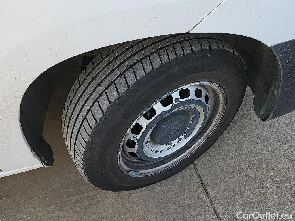  Opel  Combo OPEL  / 2018 / 3P / furgón derivado de turismo 1.6 TD S/S 74kW (100CV) Express L H1 650 #56