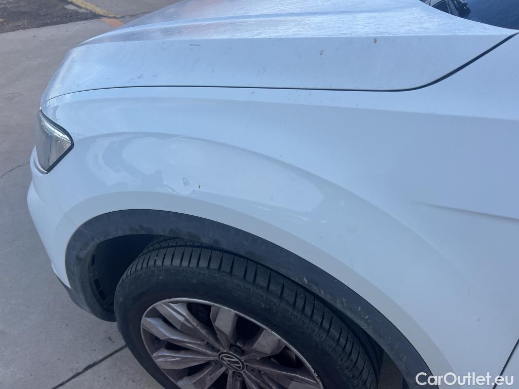  Volkswagen  T-ROC VOLKSWAGEN  / 2017 / 5P / todoterreno Advance 1.6 TDI 85kW (115CV) #3