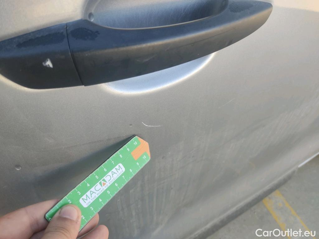  Peugeot  Expert PEUGEOT  / 2016 / 4P / furgón Furgón Premium 2.0 BlueHDi 120 S&S Long #42