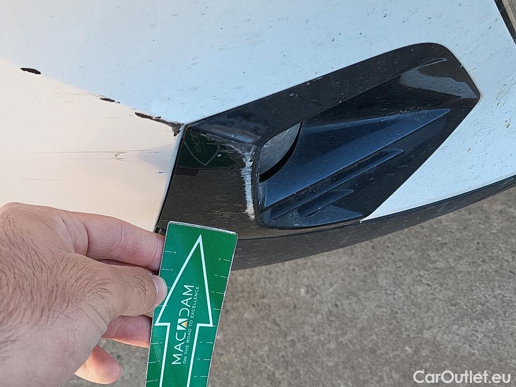  Peugeot  2008 PEUGEOT  / 2019 / 5P / todoterreno Active Puretech 100 S&S BVM6 #21