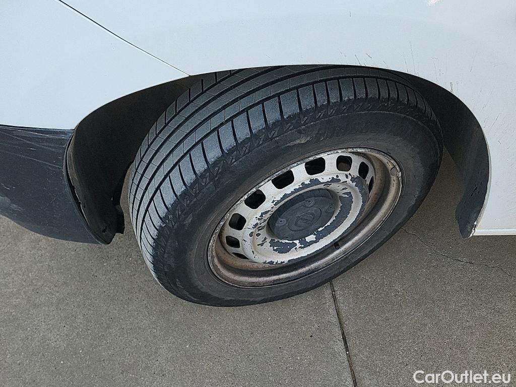  Opel  Combo OPEL  / 2018 / 3P / furgón derivado de turismo 1.6 TD S/S 74kW (100CV) Express L H1 650 #62