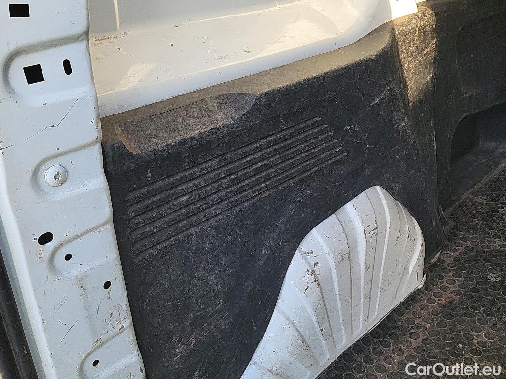  Opel  Combo OPEL  / 2018 / 3P / furgón derivado de turismo 1.6 TD S/S 74kW (100CV) Express L H1 650 #38