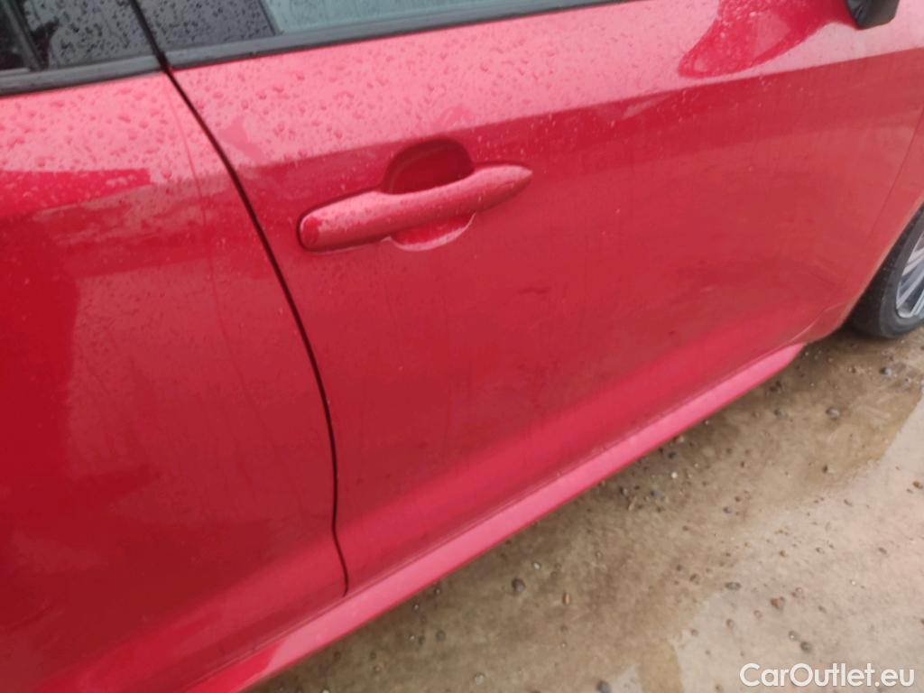  Toyota  Corolla TOYOTA  / 2019 / 5P / familiar 2.0 180H STYLE E-CVT TOURING SPORT #26