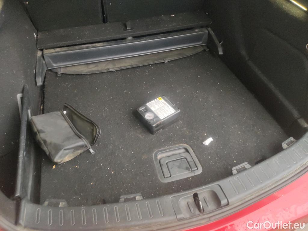  Toyota  Corolla TOYOTA  / 2019 / 5P / familiar 2.0 180H STYLE E-CVT TOURING SPORT #14