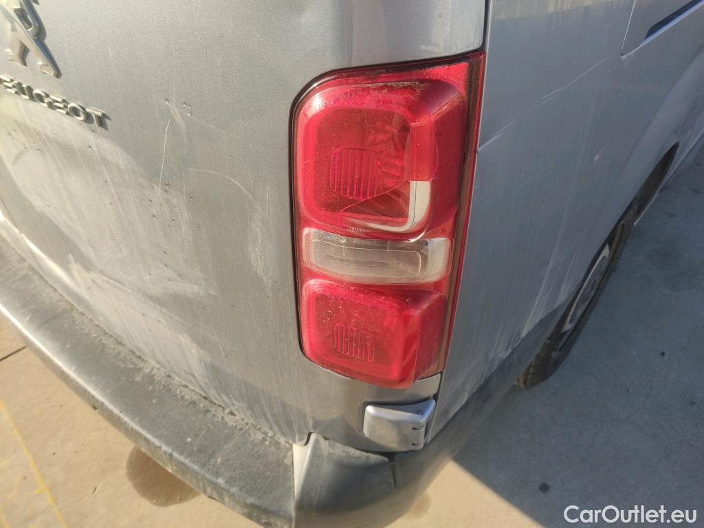  Peugeot  Expert PEUGEOT  / 2016 / 4P / furgón Furgón Premium 2.0 BlueHDi 120 S&S Long #8