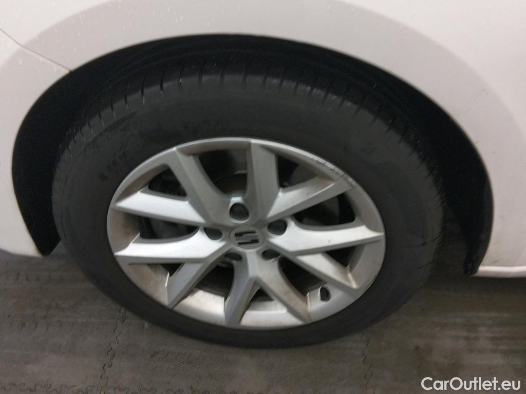  Seat  Leon SEAT Nuevo León / 2020 / 5P / familiar SP 2.0 TDI 85kW Style Go(SP) #1