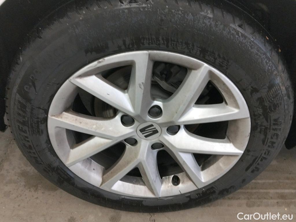  Seat  Leon SEAT Nuevo León / 2020 / 5P / familiar SP 2.0 TDI 85kW Style Go(SP) #5