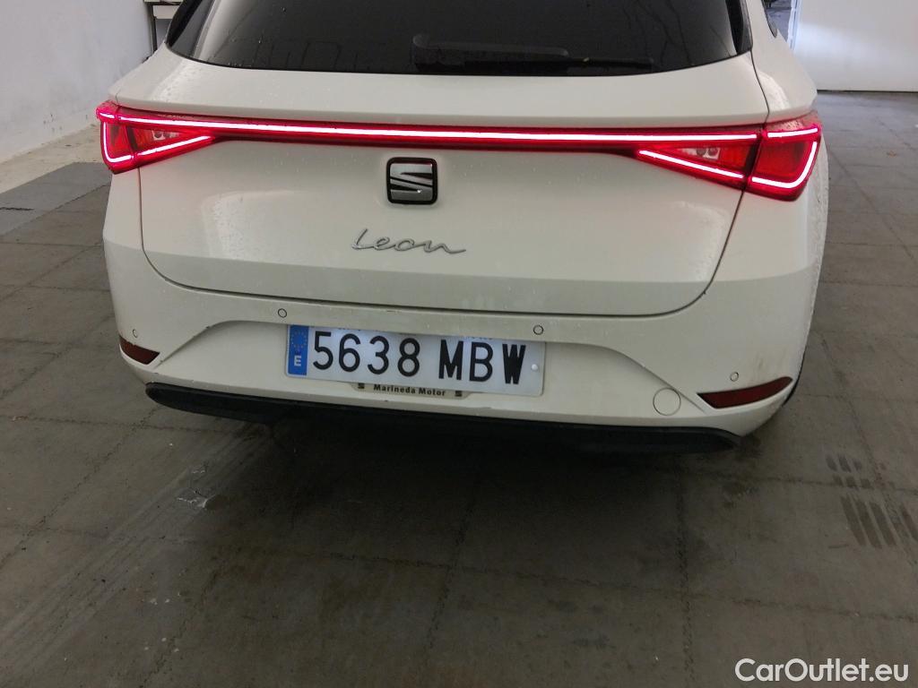  Seat  Leon SEAT Nuevo León / 2020 / 5P / familiar SP 2.0 TDI 85kW Style Go(SP) #7