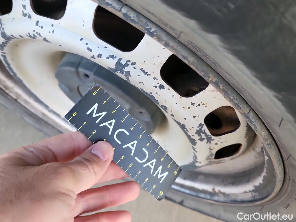  Opel  Combo OPEL  / 2018 / 3P / furgón derivado de turismo 1.6 TD S/S 74kW (100CV) Express L H1 650 #61