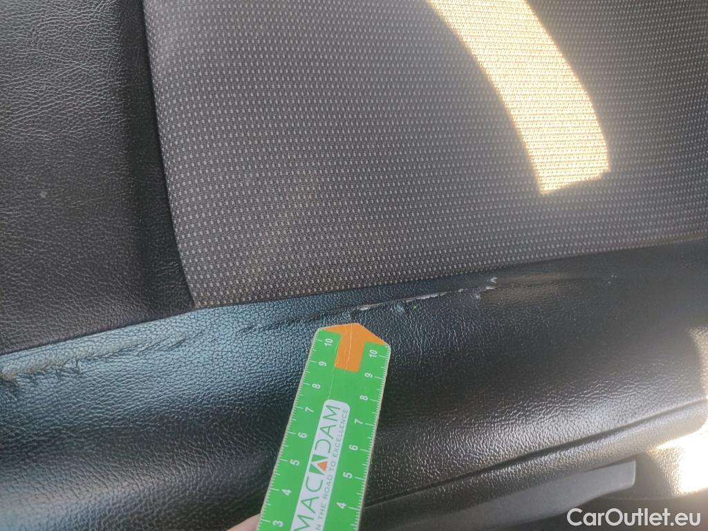  Peugeot  Expert PEUGEOT  / 2016 / 4P / furgón Furgón Premium 2.0 BlueHDi 120 S&S Long #25