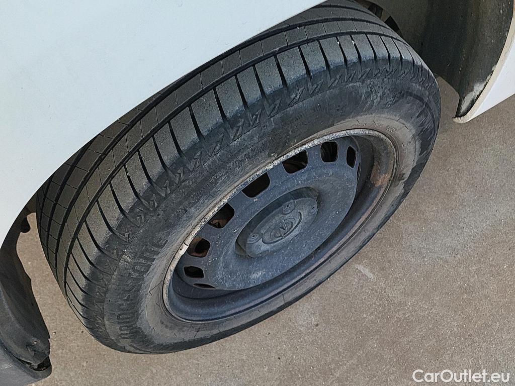  Opel  Combo OPEL  / 2018 / 3P / furgón derivado de turismo 1.6 TD S/S 74kW (100CV) Express L H1 650 #58