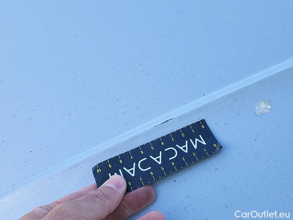  Volkswagen  T-ROC VOLKSWAGEN  / 2017 / 5P / todoterreno Advance 1.6 TDI 85kW (115CV) #2