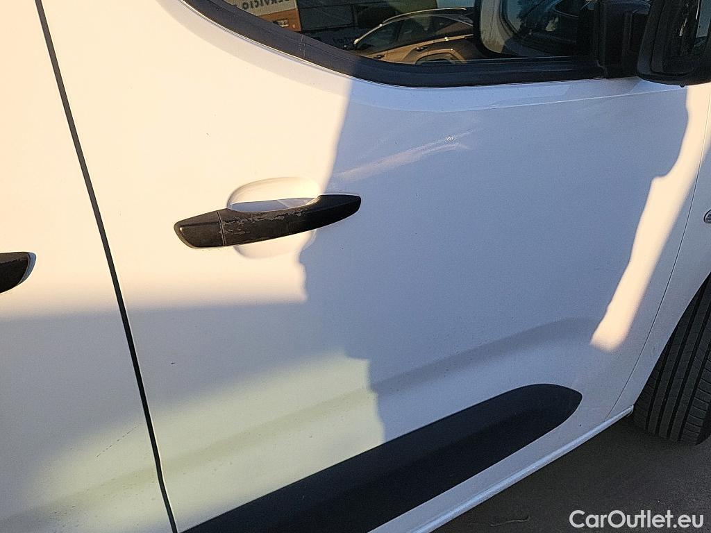  Opel  Combo OPEL  / 2018 / 3P / furgón derivado de turismo 1.6 TD S/S 74kW (100CV) Express L H1 650 #52