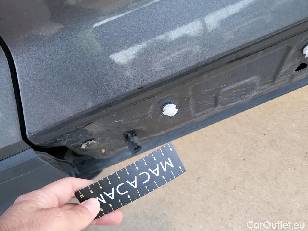  Volkswagen  T-ROC VOLKSWAGEN  / 2017 / 5P / todoterreno Advance 2.0 TDI 110kW (150CV) DSG (AC2) #2