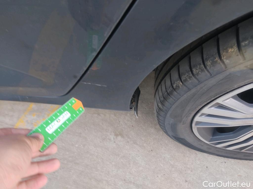  Renault  Megane  IV Sport Tourer Zen 1.5 dCi 115CV AT7 E6d #23