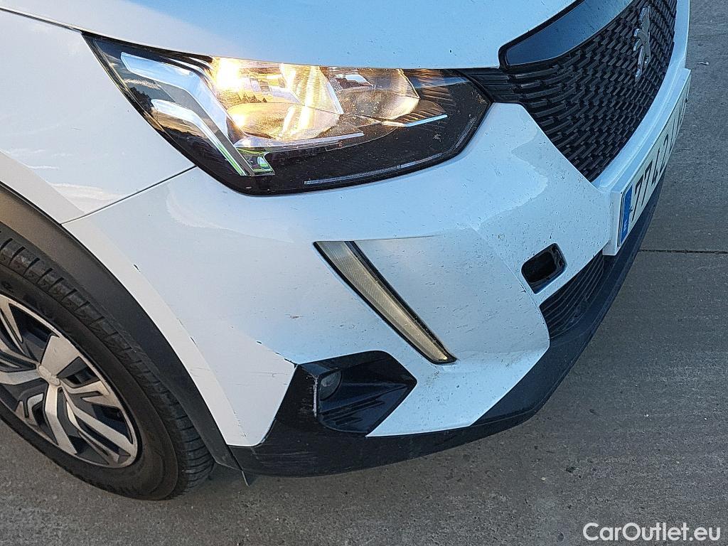  Peugeot  2008 PEUGEOT  / 2019 / 5P / todoterreno Active Puretech 100 S&S BVM6 #20
