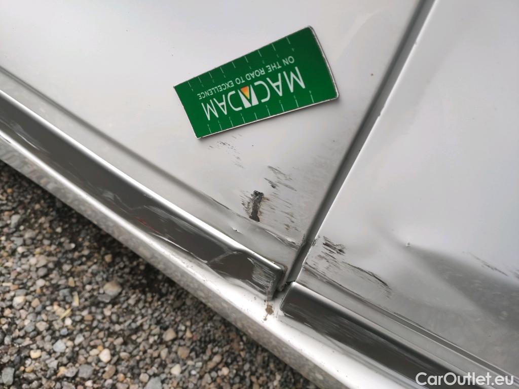  Hyundai   Ioniq HYUNDAI / 2019 / 5P / berlina con portón 1.6 GDI HEV Klass DT #11