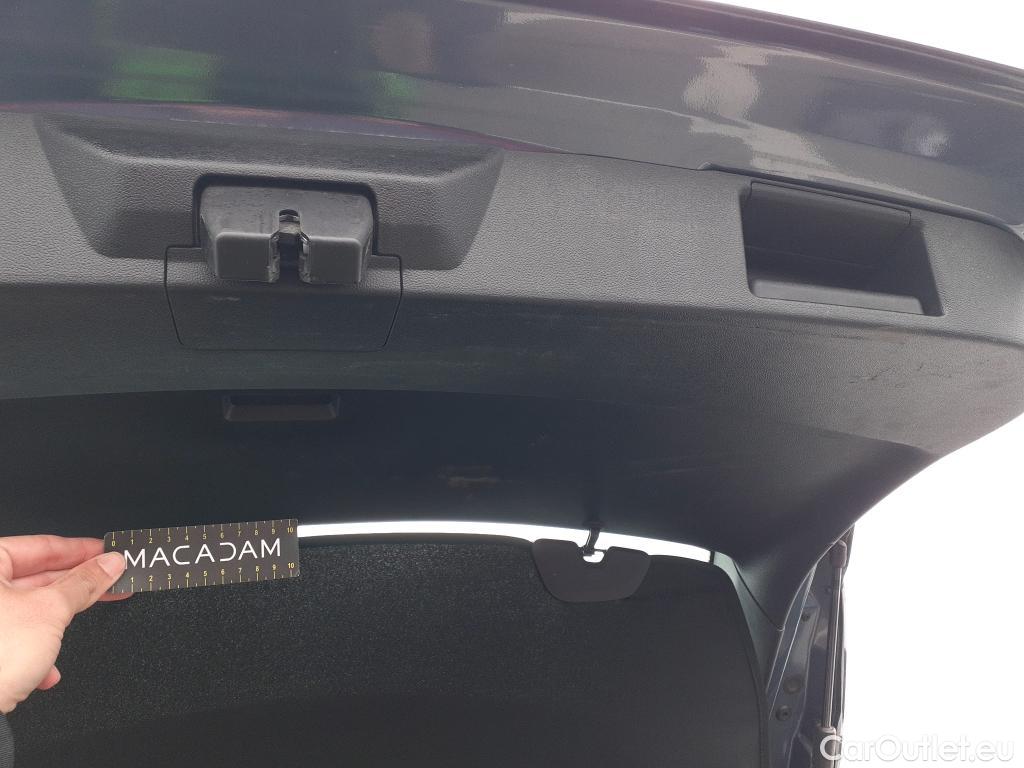  Ford  Kuga FORD  / 2019 / 5P / todoterreno Trend 1.5 EcoBoost 110kW (150CV) #32