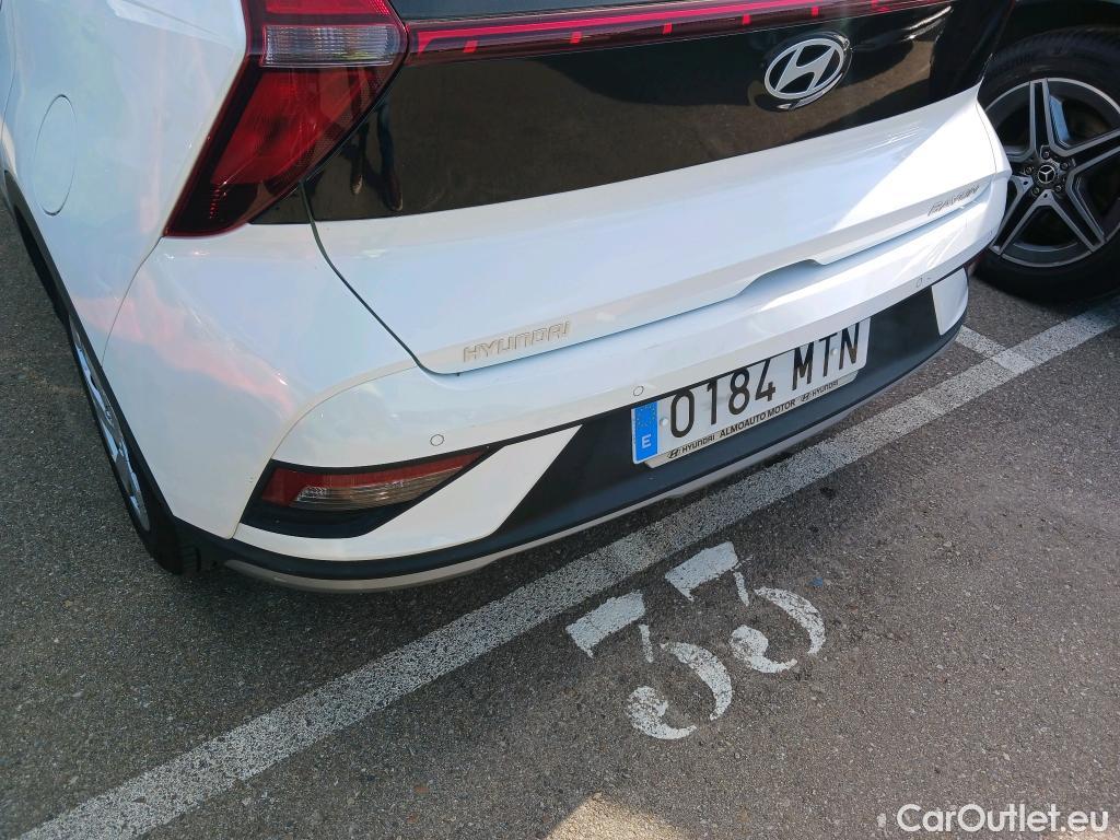  Hyundai  Bayon HYUNDAI  / 2024 / 5P / todoterreno 1.2 MPI Klass #8