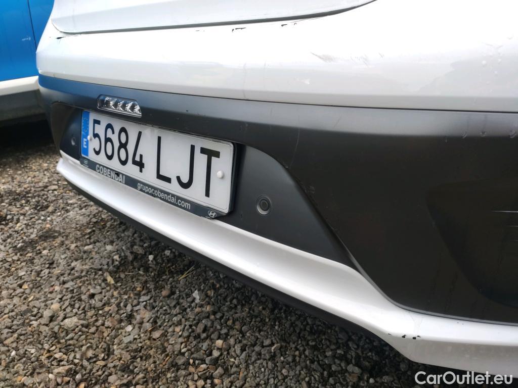  Hyundai   Ioniq HYUNDAI / 2019 / 5P / berlina con portón 1.6 GDI HEV Klass DT #33