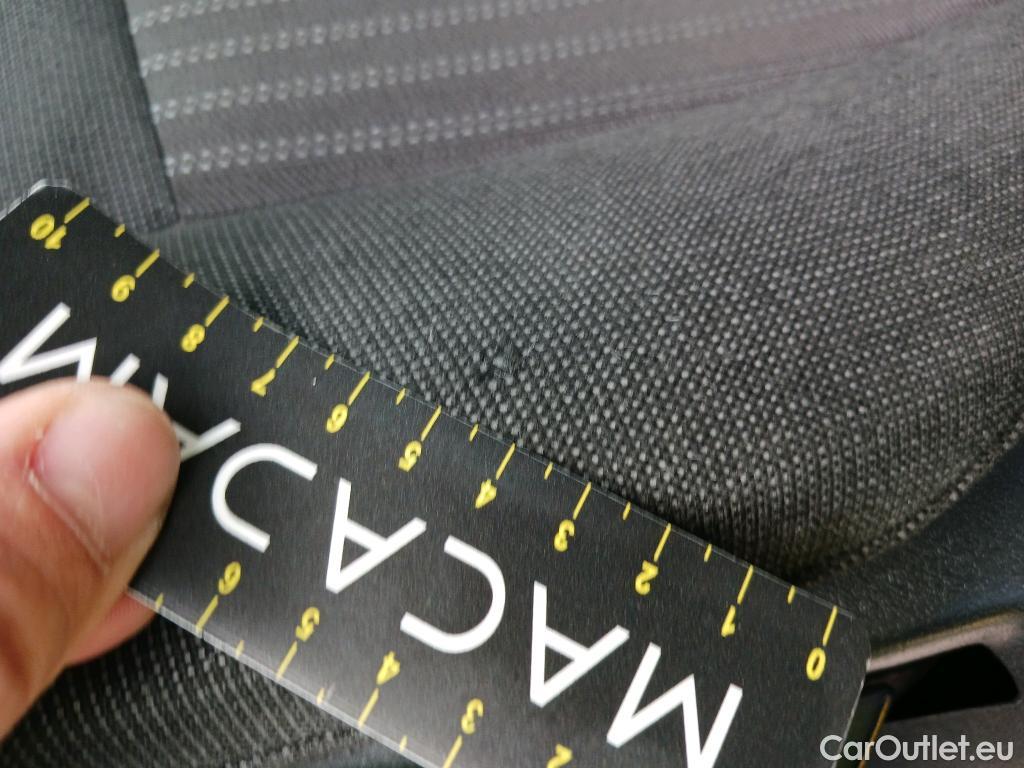  Ford  Transit FORD  / 2013 / 4P / furgón 350 96kW L2H2 Van Trend Delantera #35