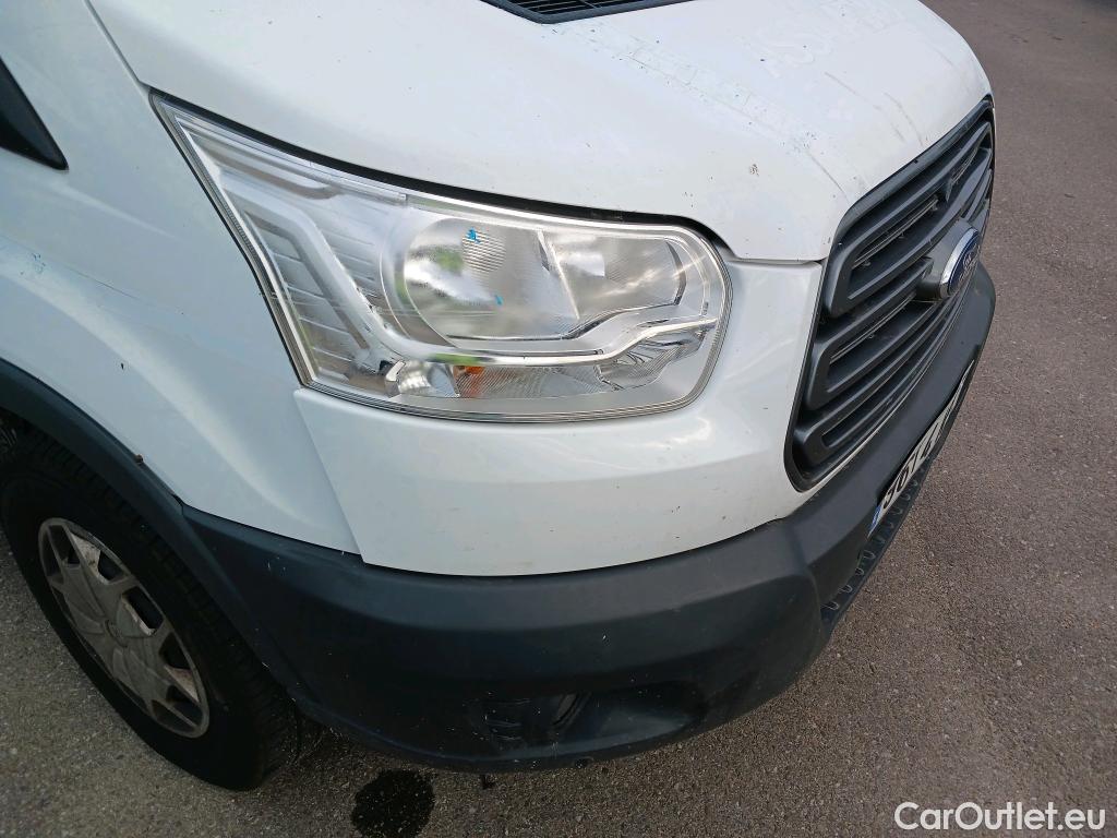  Ford  Transit FORD  / 2013 / 4P / furgón 350 96kW L2H2 Van Trend Delantera #49