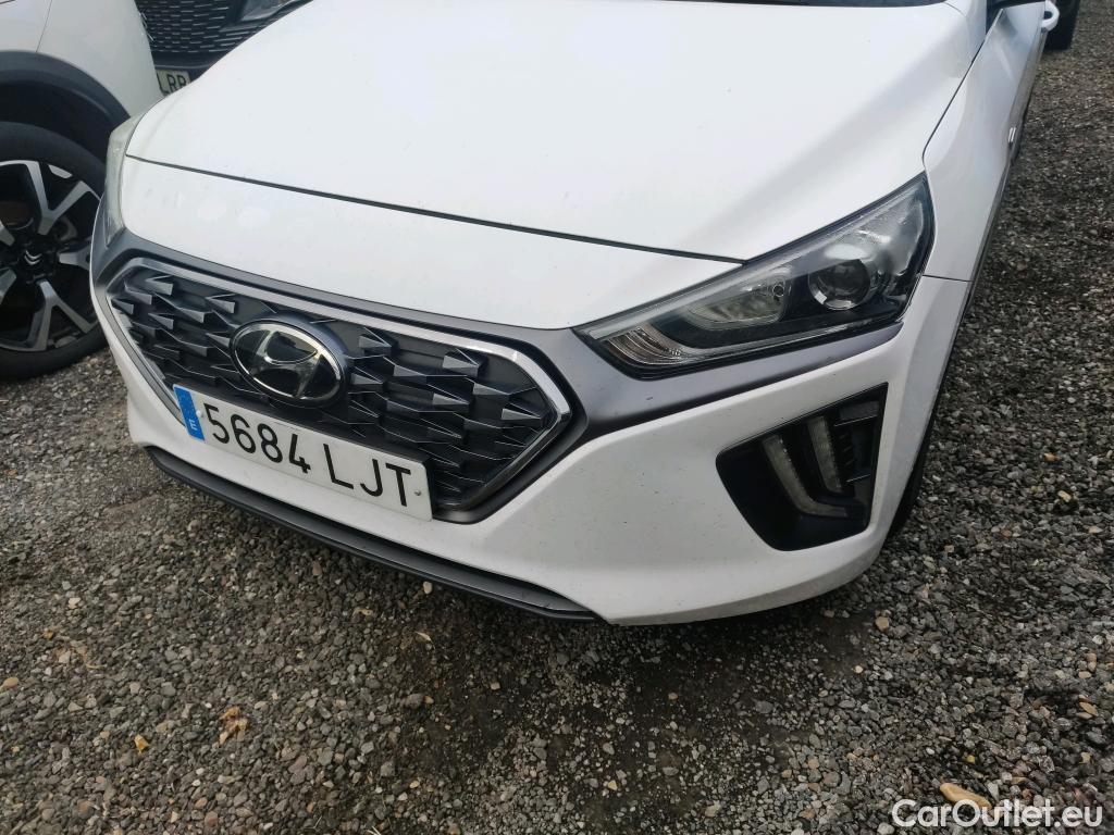  Hyundai   Ioniq HYUNDAI / 2019 / 5P / berlina con portón 1.6 GDI HEV Klass DT #31