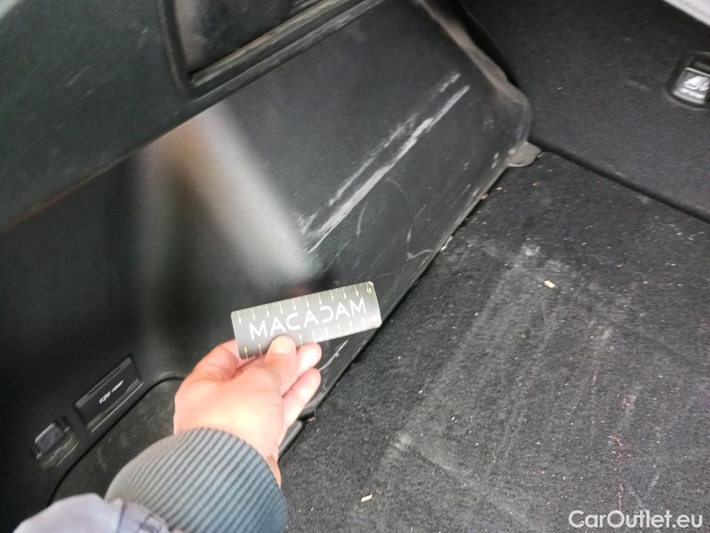  Hyundai  Tucson HYUNDAI  / 2020 / 5P / todoterreno 1.6 TGDI 169kW HEV Tecno Auto 2C #21