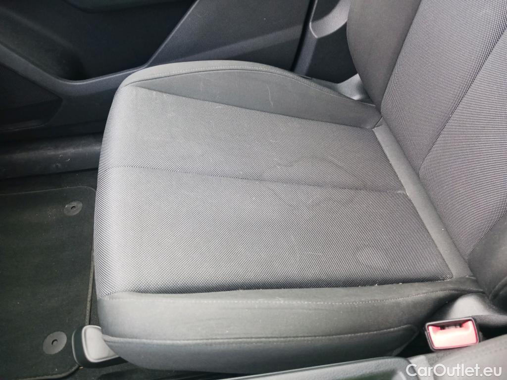  Audi  Q3 AUDI  / 2018 / 5P / todoterreno Advanced 35 TDI 110kW (150CV) S tronic (AC5) #11