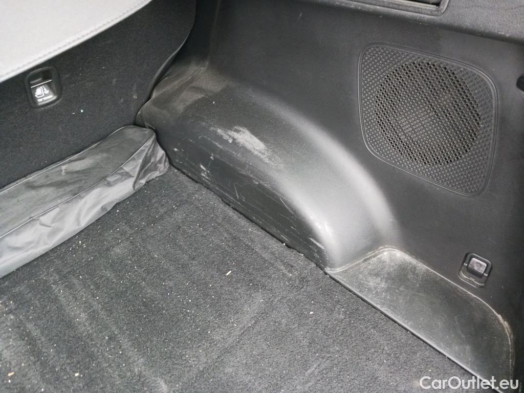  Hyundai  Tucson HYUNDAI  / 2020 / 5P / todoterreno 1.6 TGDI 169kW HEV Tecno Auto 2C #18