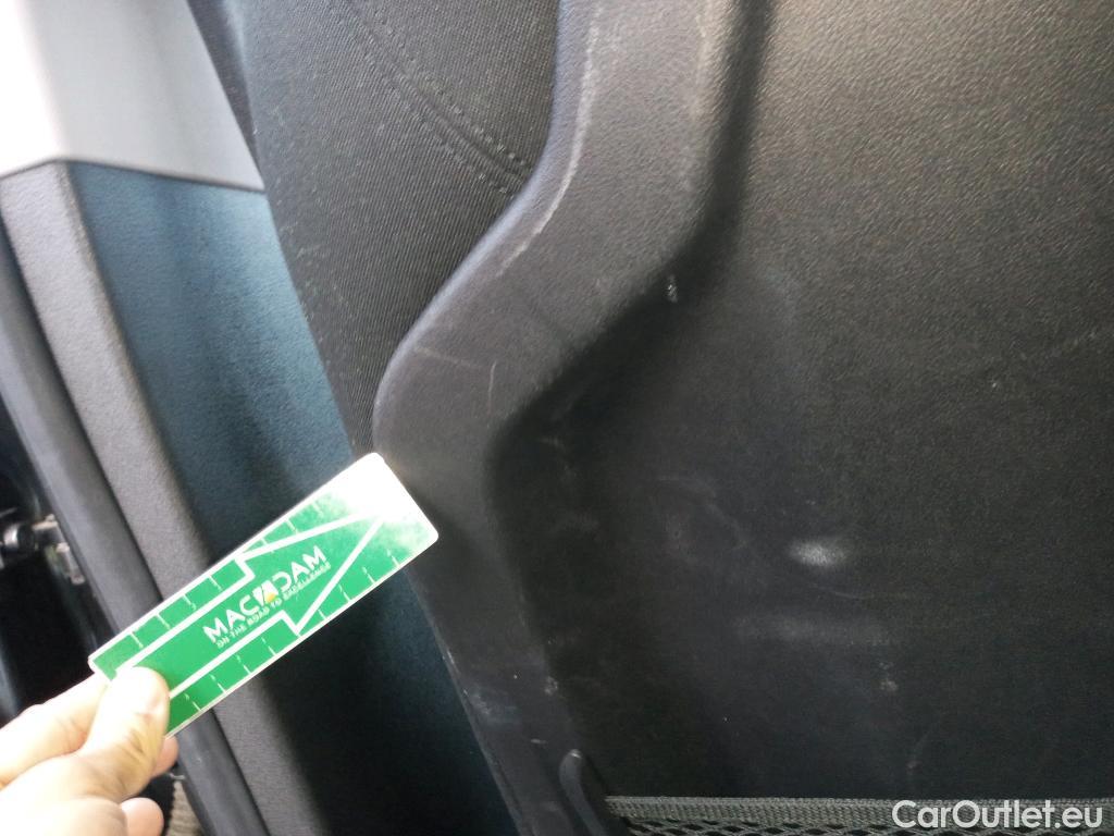  Bmw  X1 BMW  / 2019 / 5P / todoterreno sDrive18d #18