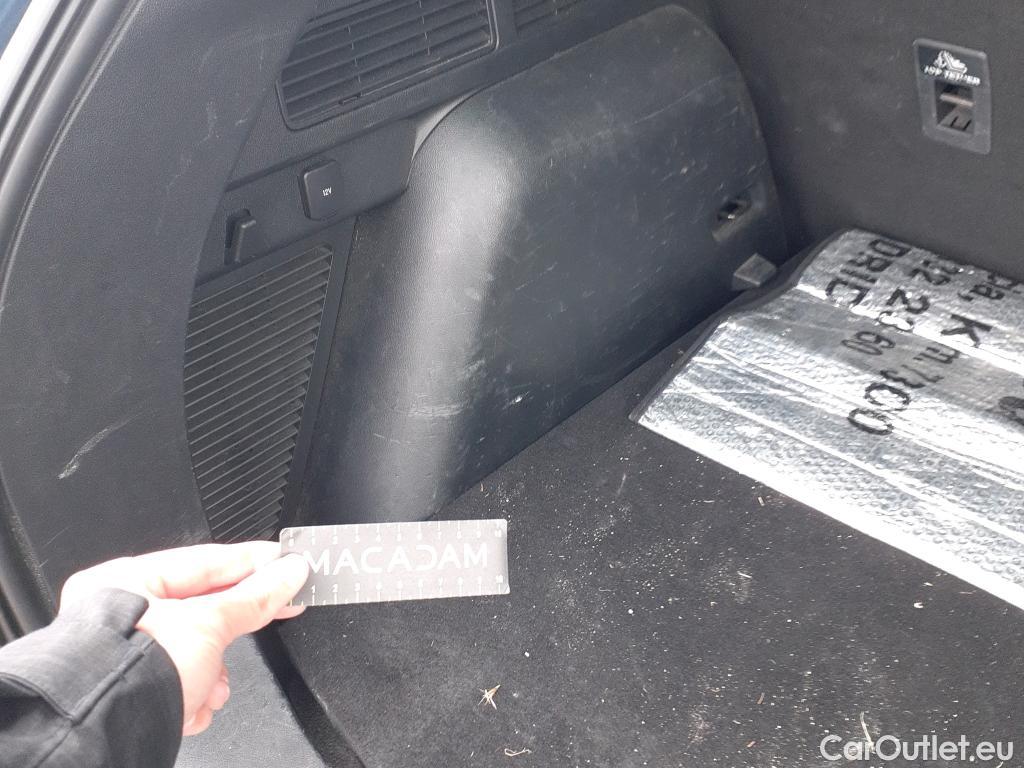  Ford  Kuga FORD  / 2019 / 5P / todoterreno Trend 1.5 EcoBoost 110kW (150CV) #27