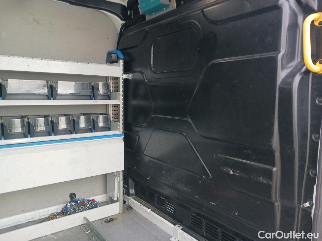  Ford  Transit FORD  / 2013 / 4P / furgón 350 96kW L2H2 Van Trend Delantera #58