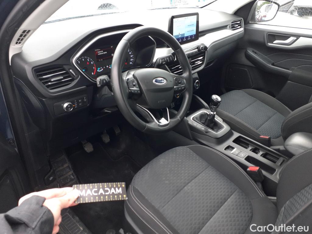  Ford  Kuga FORD  / 2019 / 5P / todoterreno Trend 1.5 EcoBoost 110kW (150CV) #48
