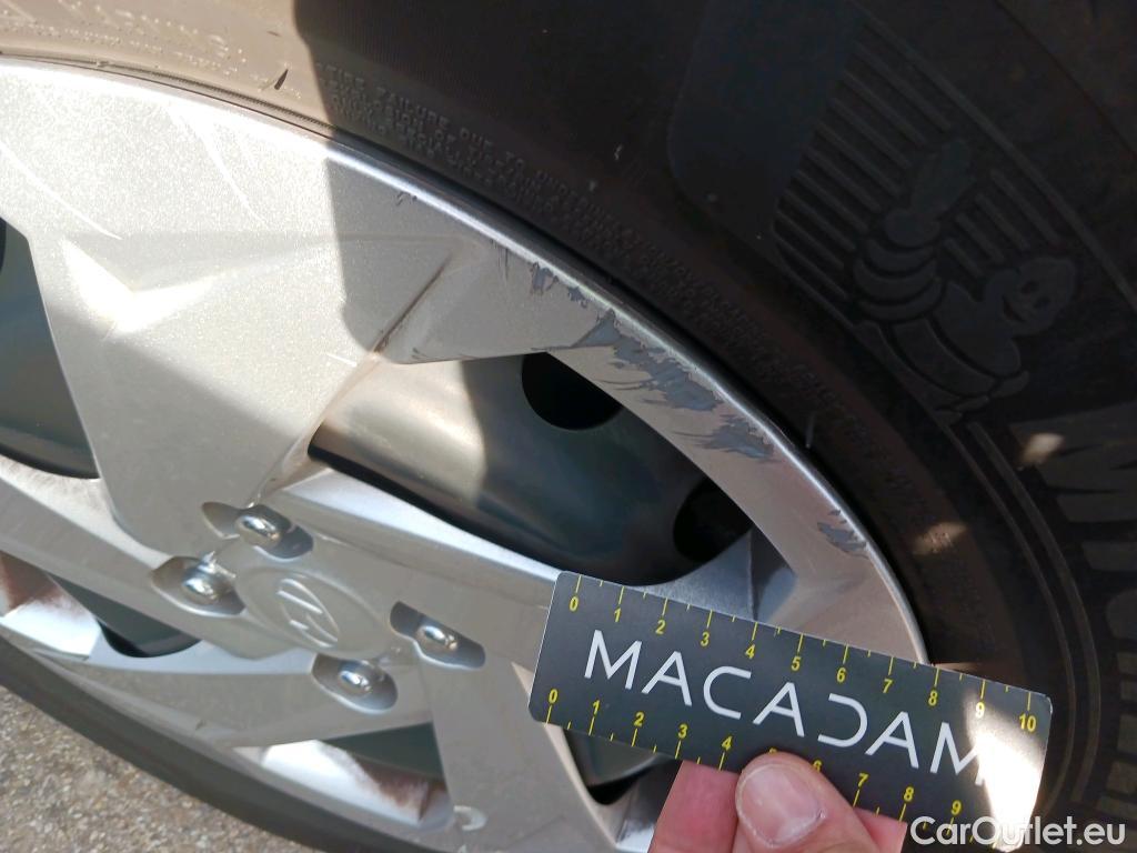  Hyundai  Bayon HYUNDAI  / 2024 / 5P / todoterreno 1.2 MPI Klass #20