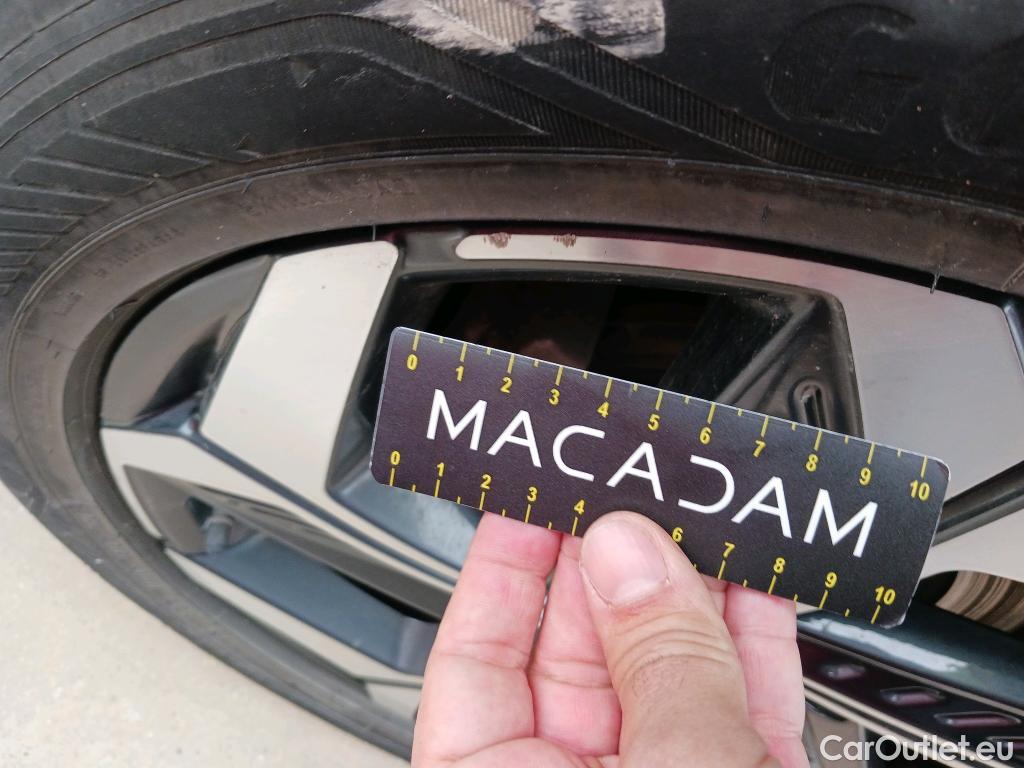  Hyundai  Tucson HYUNDAI  / 2020 / 5P / todoterreno 1.6 TGDI 169kW HEV Tecno Auto 2C #32