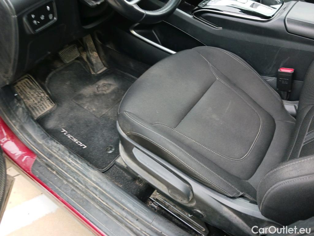  Hyundai  Tucson HYUNDAI  / 2020 / 5P / todoterreno 1.6 TGDI 169kW HEV Tecno Auto 2C #16