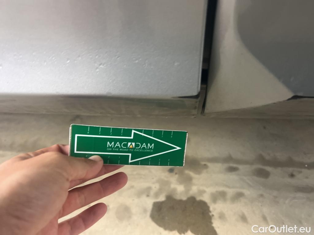  Volkswagen  Tiguan VOLKSWAGEN  / 2016 / 5P / todoterreno Advance 2.0 TDI 110kW (150CV) DSG #9