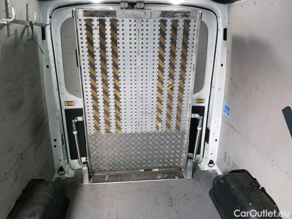  Ford  Transit FORD  / 2013 / 4P / furgón 350 96kW L2H2 Van Trend Delantera #60