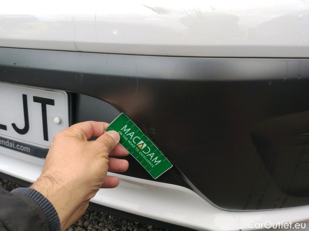  Hyundai   Ioniq HYUNDAI / 2019 / 5P / berlina con portón 1.6 GDI HEV Klass DT #34