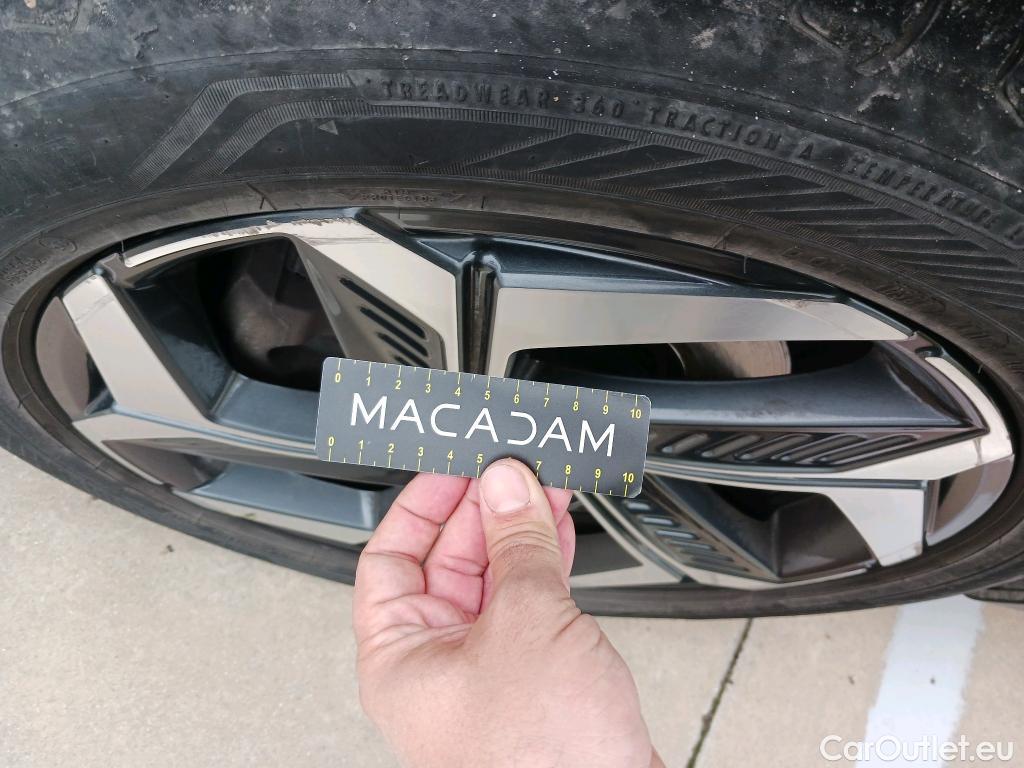  Hyundai  Tucson HYUNDAI  / 2020 / 5P / todoterreno 1.6 TGDI 169kW HEV Tecno Auto 2C #5