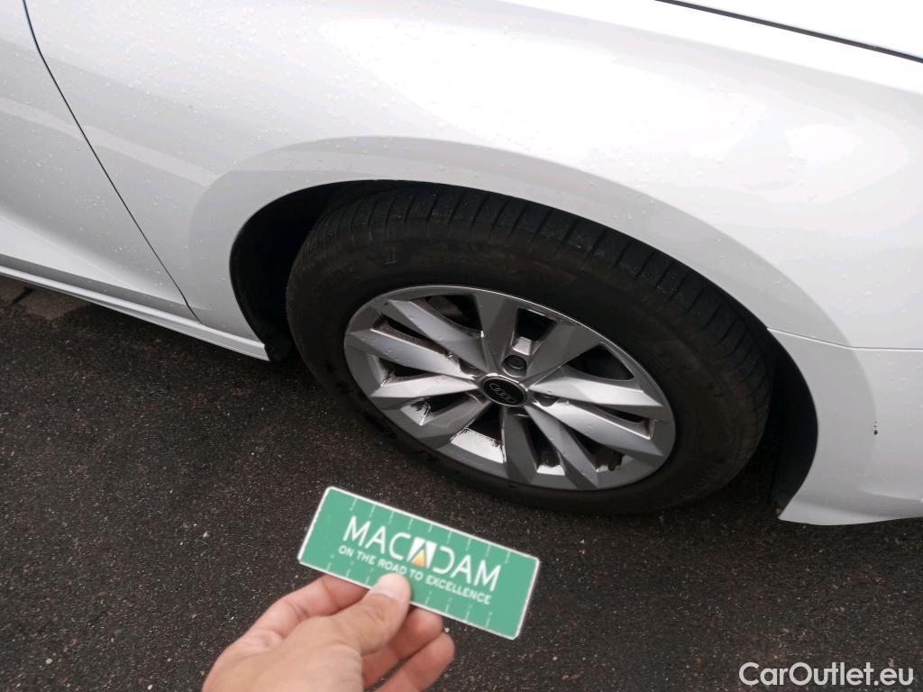  Audi  A3 AUDI  / 2020 / 5P / berlina con portón Sportback 30 TFSI 81kW (110CV) S tronic #6