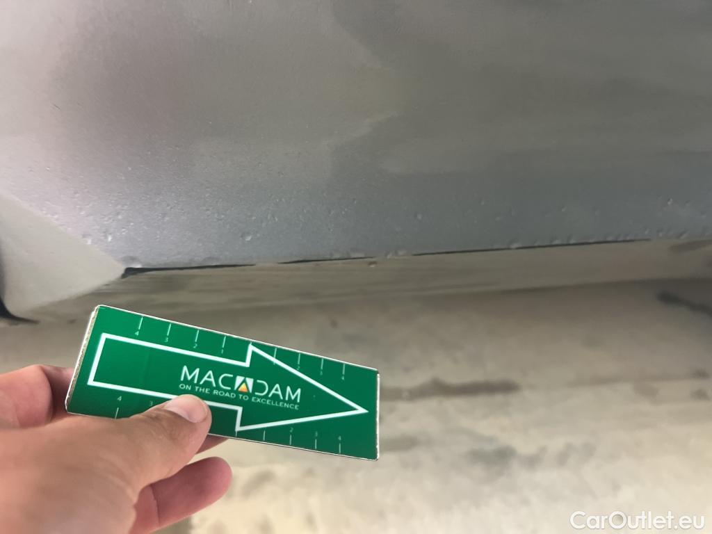  Volkswagen  Tiguan VOLKSWAGEN  / 2016 / 5P / todoterreno Advance 2.0 TDI 110kW (150CV) DSG #24