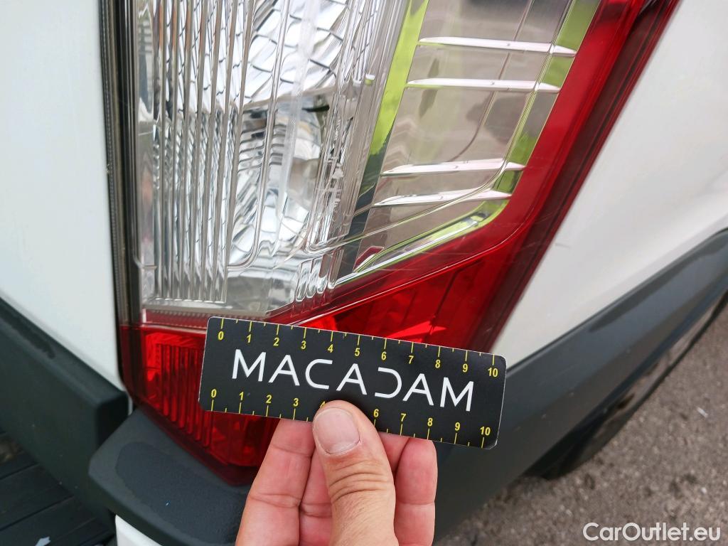  Ford  Transit FORD  / 2013 / 4P / furgón 350 96kW L2H2 Van Trend Delantera #10